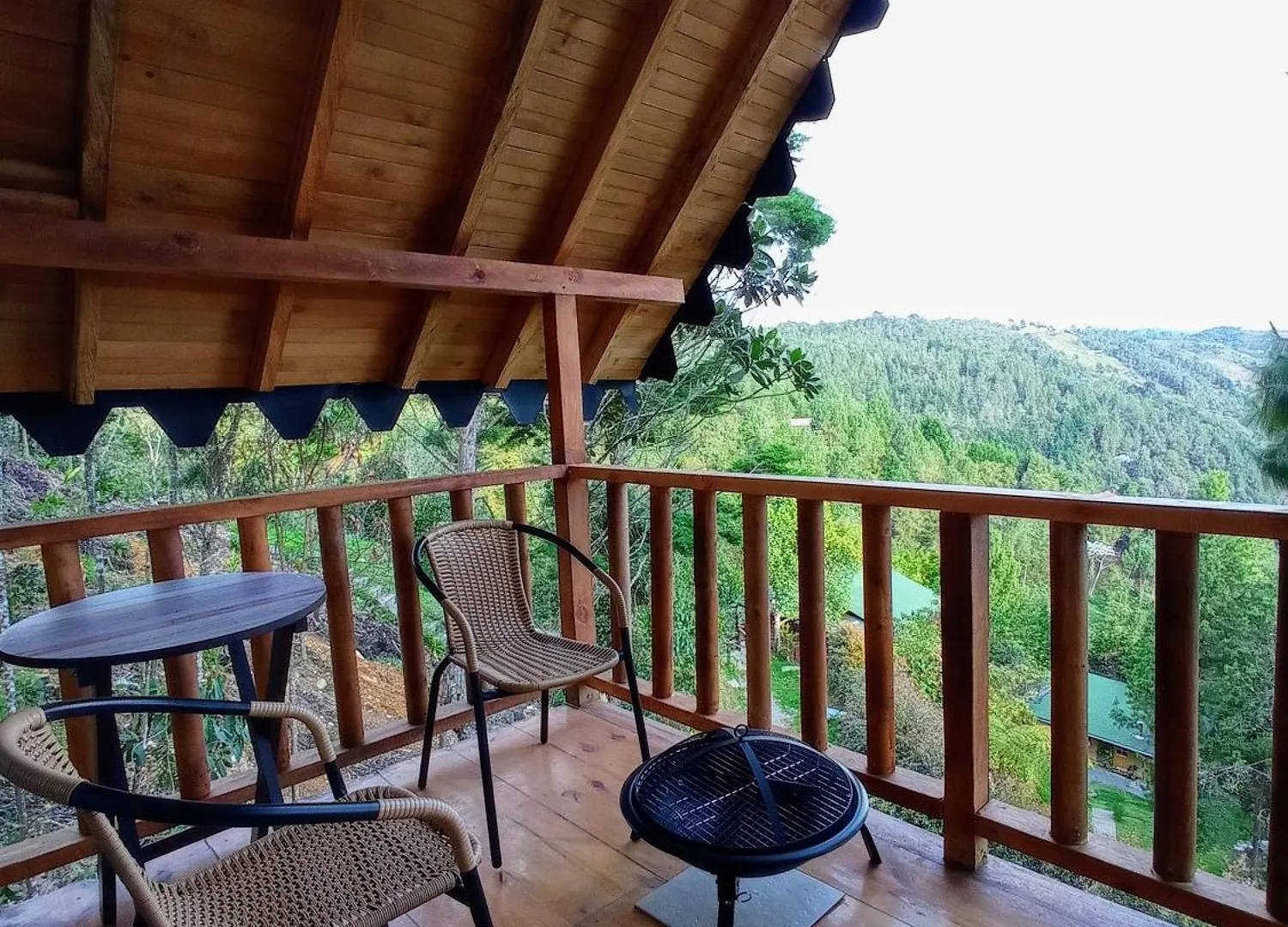 Chalet Ecoverso Cabanas Del Bosque Medellín